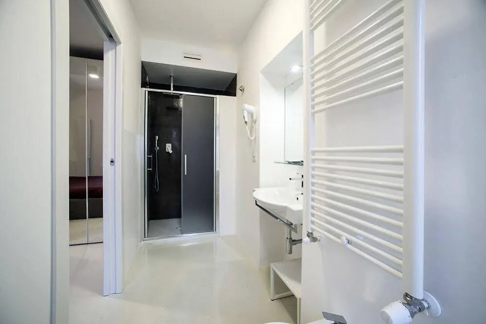 Villino Milano Hotel 2*, Milan
