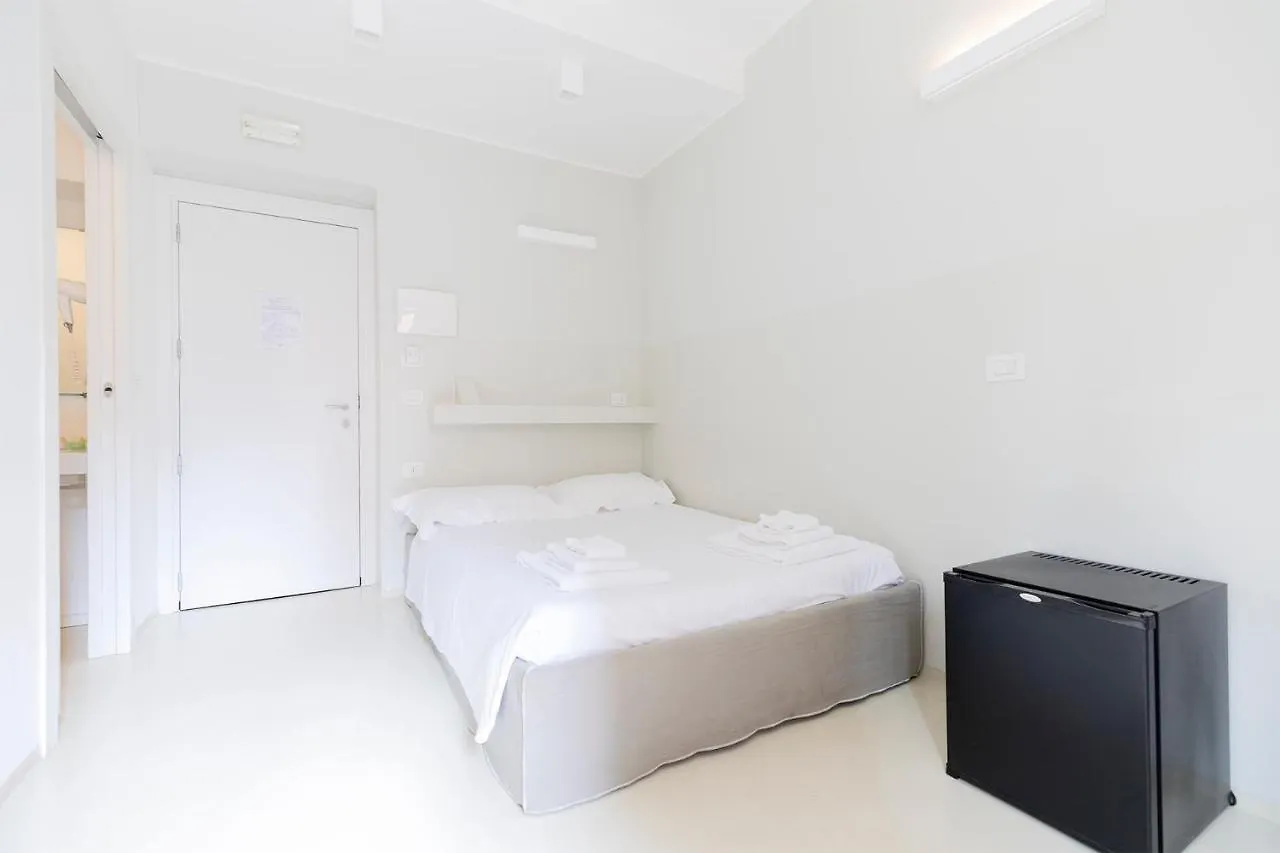 Villino Milano Hotel 2*, Milan Italy